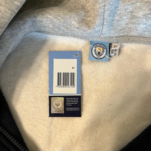 Manchester City Football Club 1/4 Zip Hoodie in Grey and Navy Blue Size Medium - Picture 8 of 8